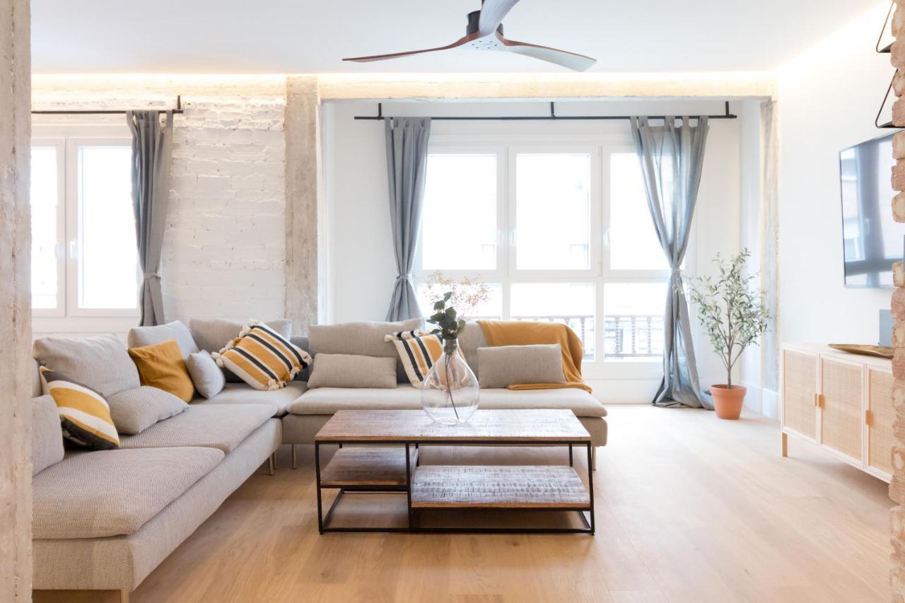 Amplio Y Moderno Apartamento Con Tarima Refrescante By Staynnapartments Bilbao Luaran gambar