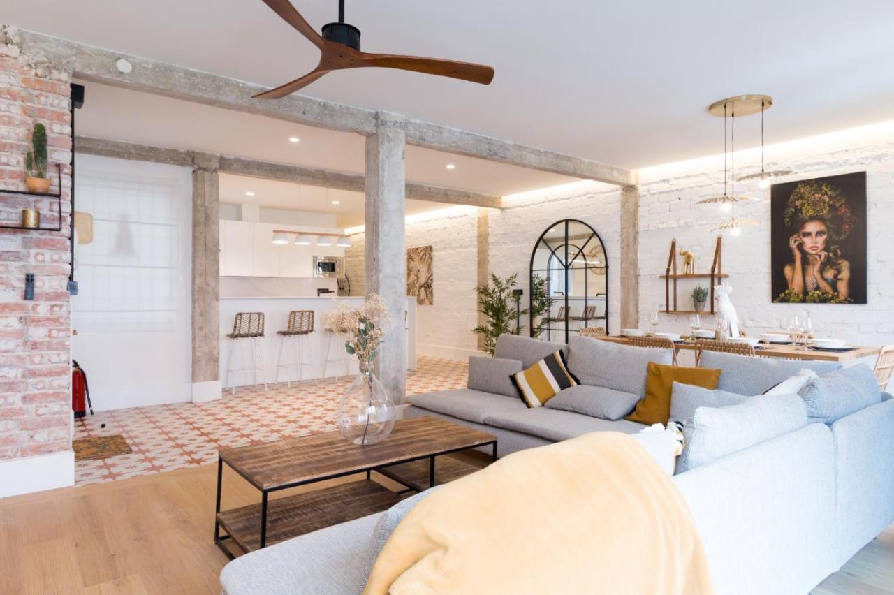Amplio Y Moderno Apartamento Con Tarima Refrescante By Staynnapartments Bilbao Luaran gambar