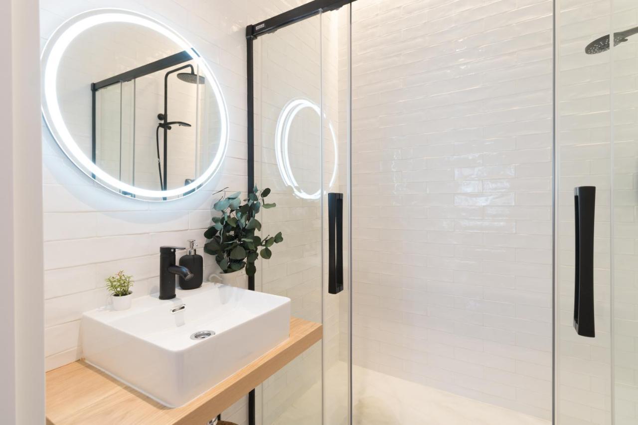 Amplio Y Moderno Apartamento Con Tarima Refrescante By Staynnapartments Bilbao Luaran gambar